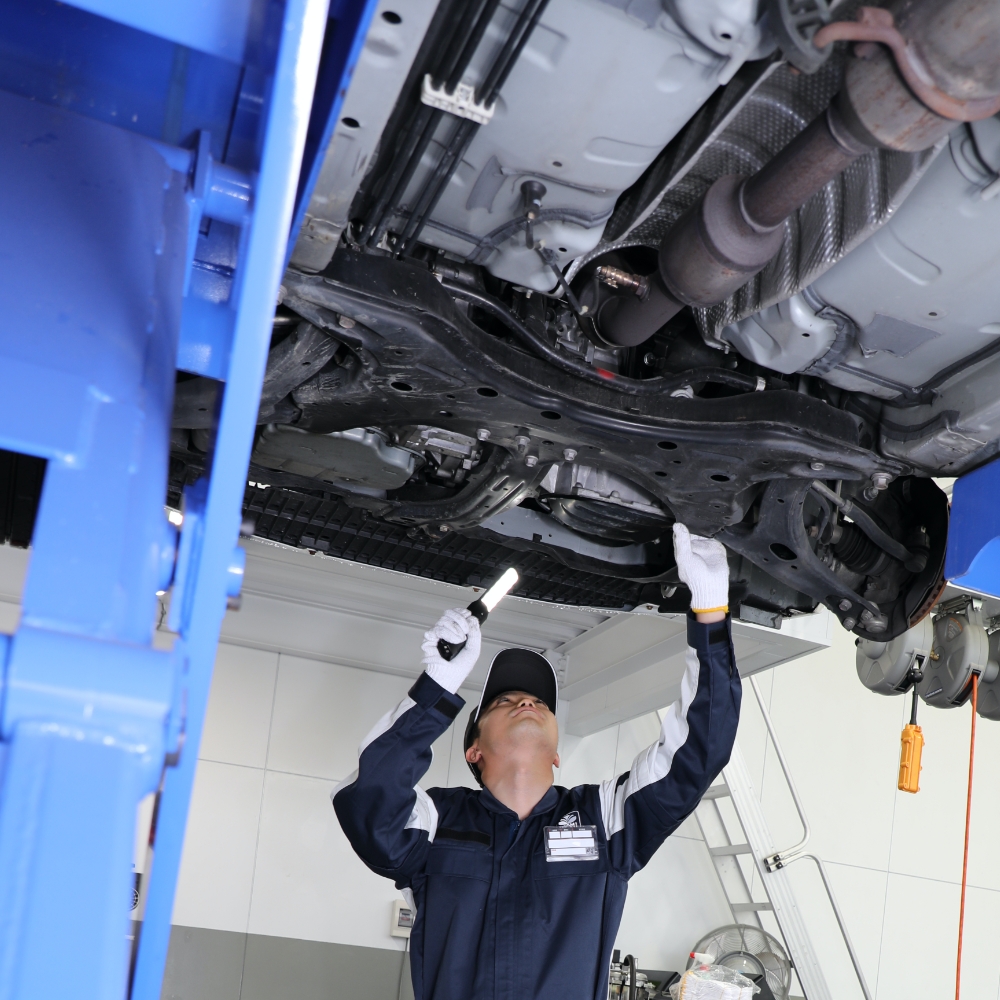 カーディーラーと同等の設備と技術