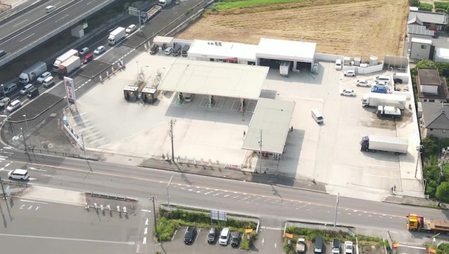 大型トラックステーション